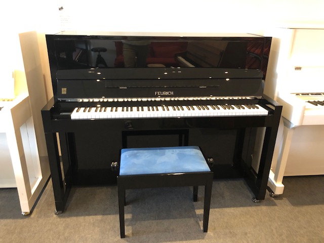 F115schwarz2021